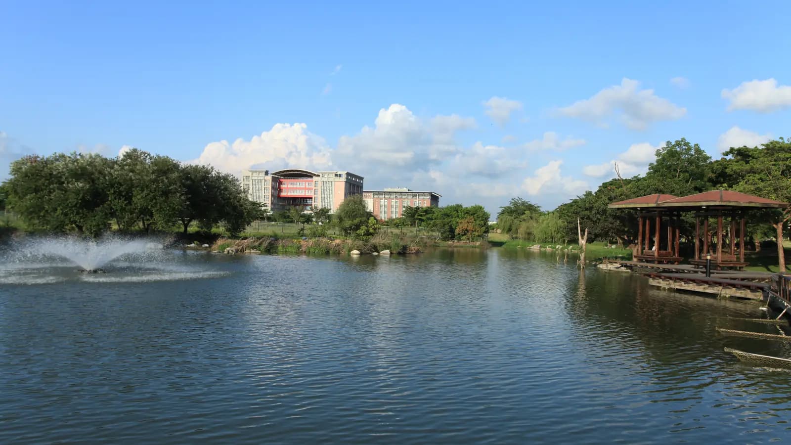Khuôn viên National University of Kaohsiung