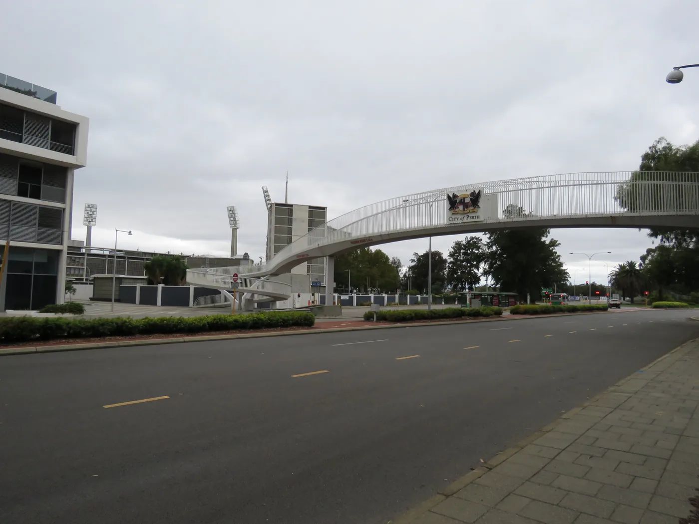 Adelaide Terrace, East Perth — tuyến đường nơi AIHM đặt cơ sở