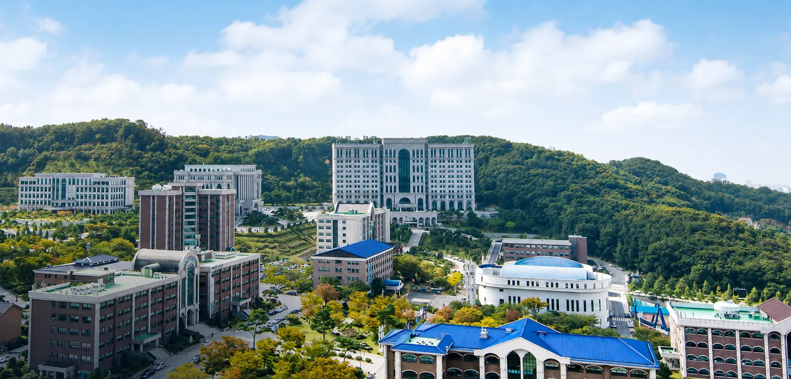 Toàn cảnh khuôn viên Baekseok Culture University tại Cheonan, Hàn Quốc